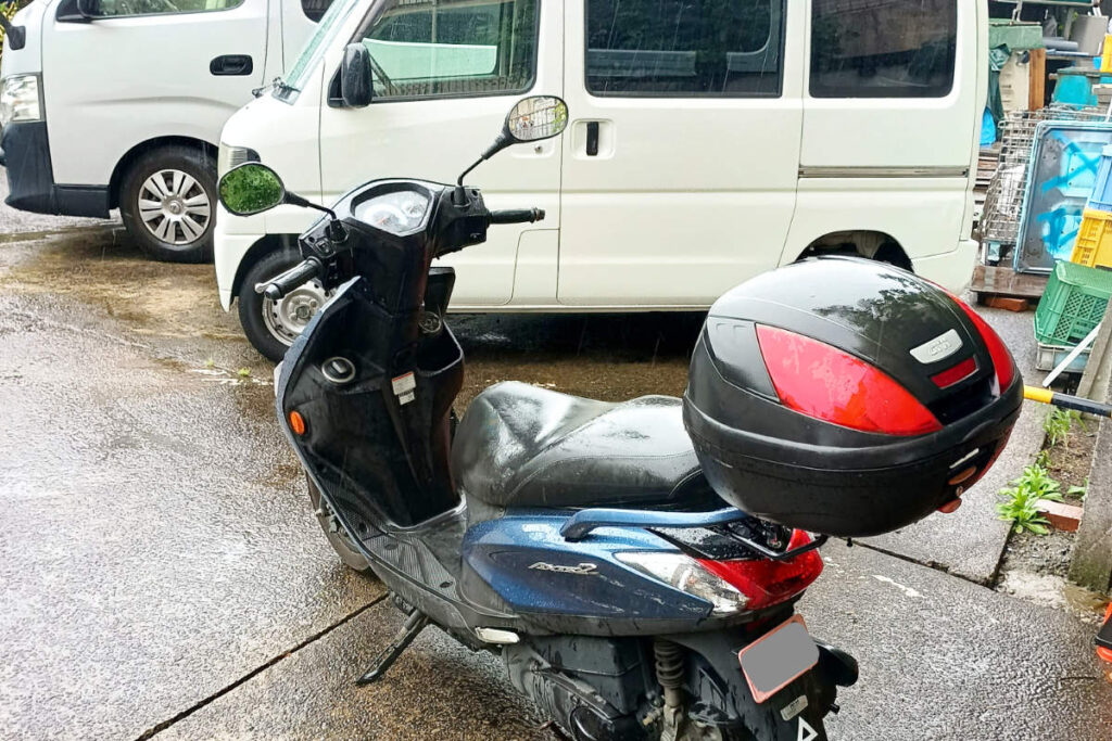 出張施術で使用していたスクーター